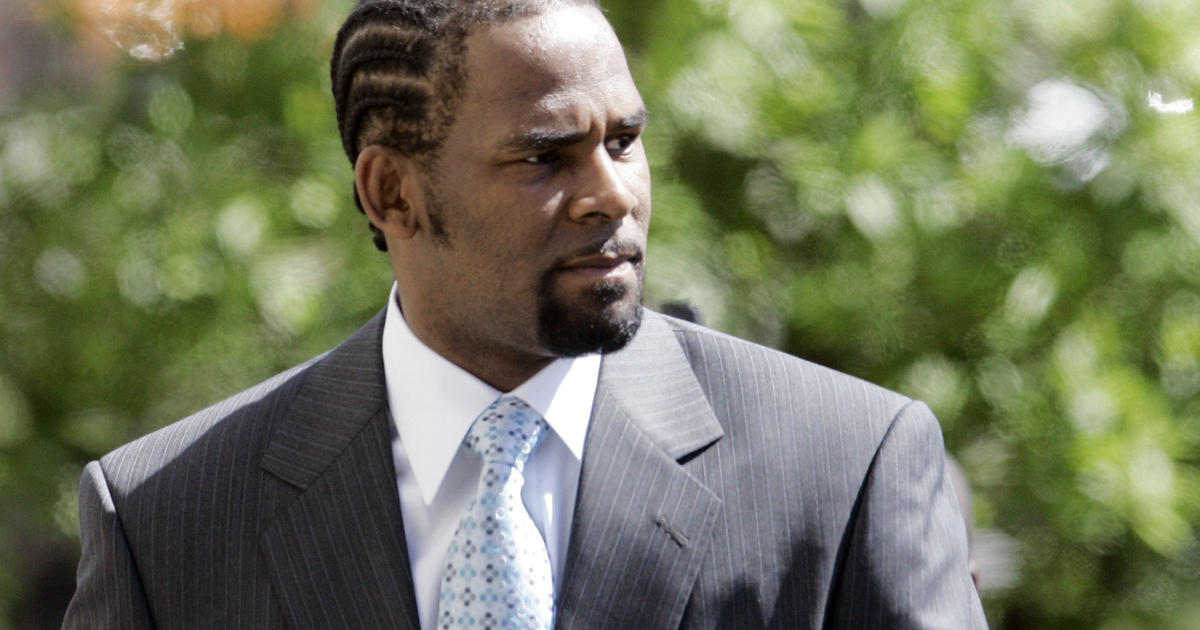 R. Kelly suing prison after lawyers say he was placed on suicide watch