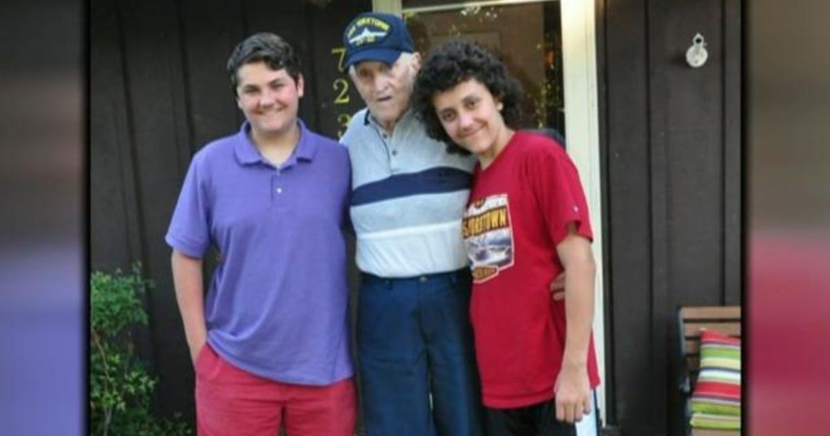 Young twins befriend WWII veteran after hearing his story