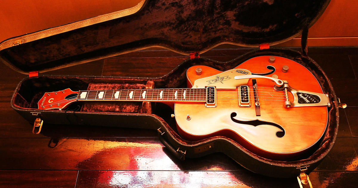 How the “American Woman” guitar got back to its owner 46 years later