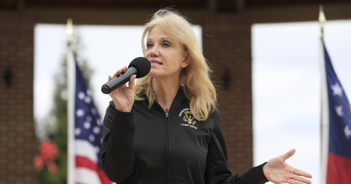 Conway advises Trump to announce possible presidential bid after midterms