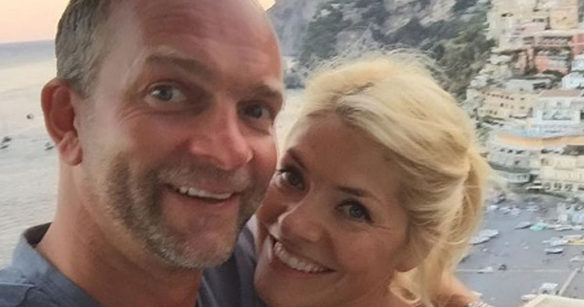 Holly Willoughby ‘burst into tears’ over stress just days before wedding to Dan Baldwin