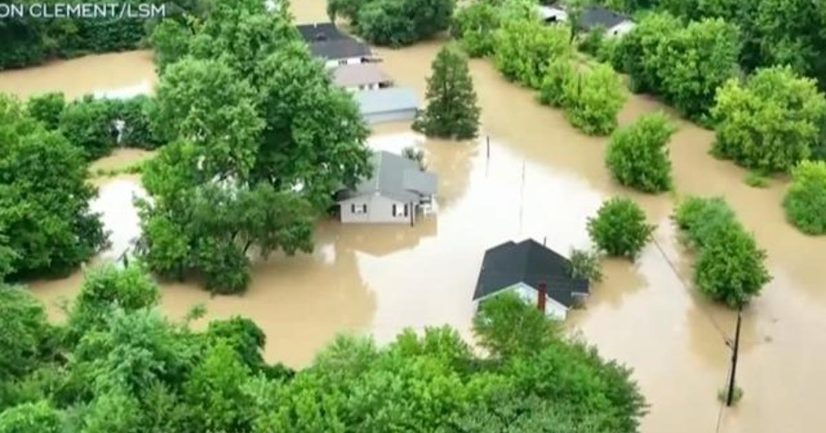 At least 8 dead amid Kentucky flooding