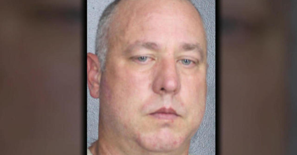 Florida police sergeant charged after grabbing officer by the neck during arrest