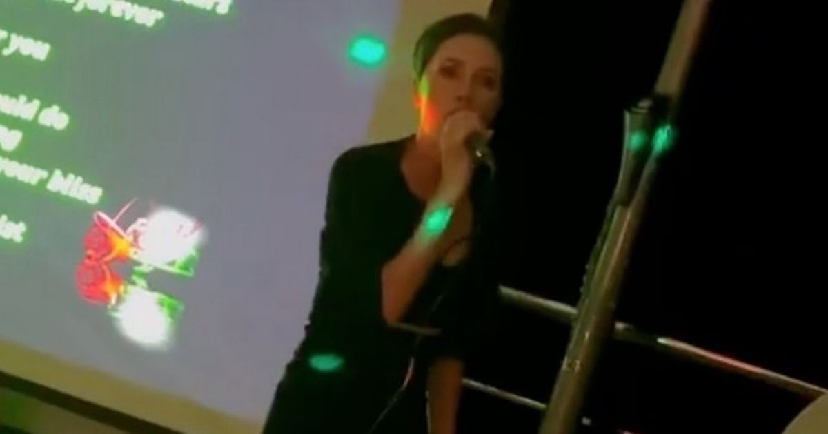 Victoria Beckham sings with the mic unplugged days after Spice Girls performance