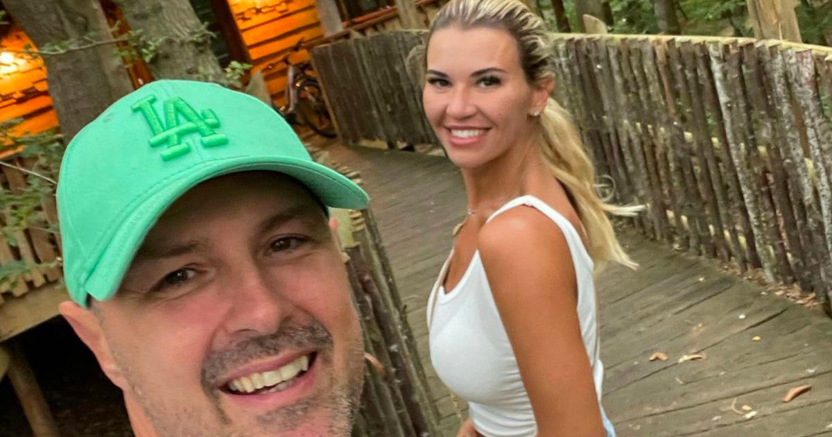 Paddy McGuinness’ smile looks ‘forced’ on last family holiday, says body language expert