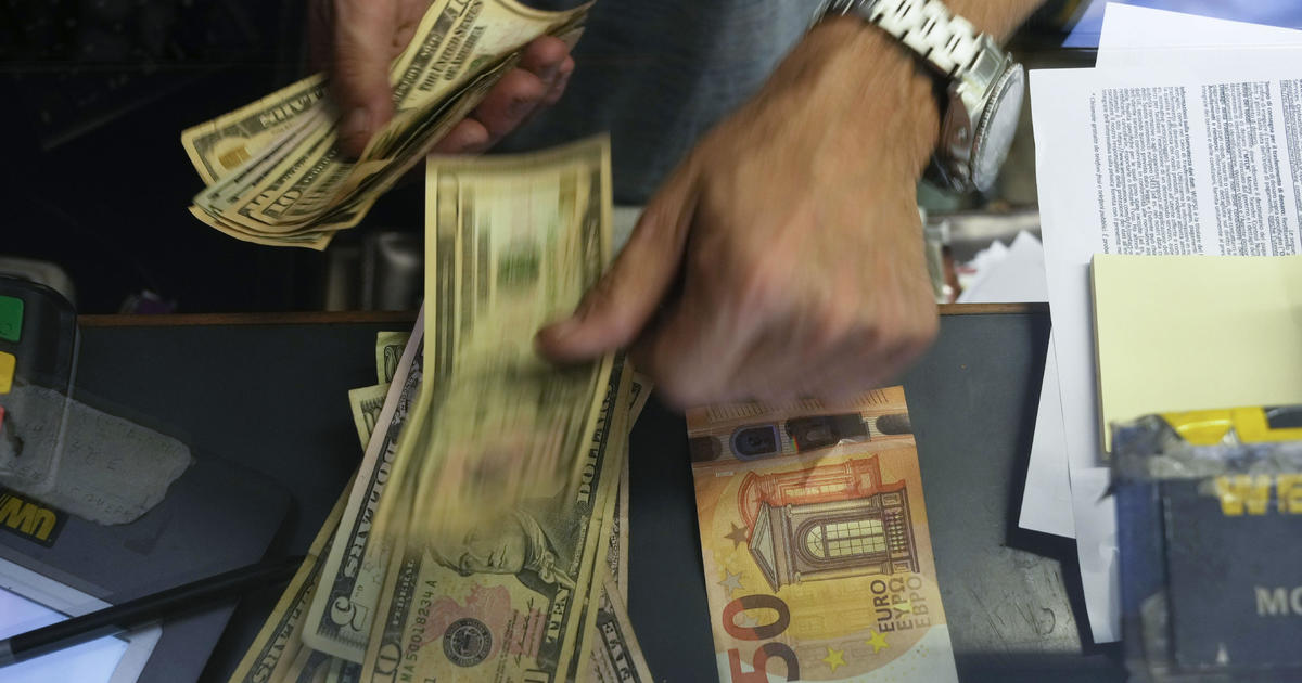 Americans cash in on strong dollar in Europe: “Now is the best time to come”