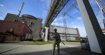 Ukraine leader urges fast action to avert "global radiation disaster"