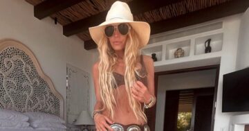 Jessica Simpson shows off 7st weight loss after thinking she would never wear a bikini