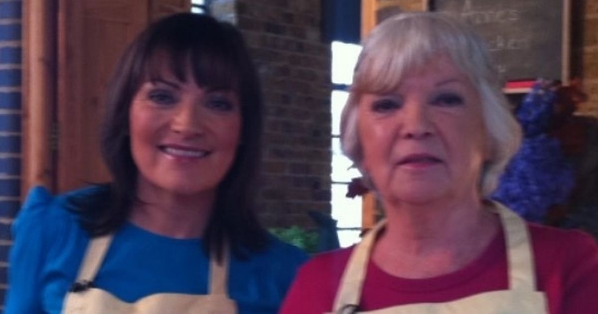 Lorraine says mum is ‘in safe hands’ after being rushed to hospital in Scotland